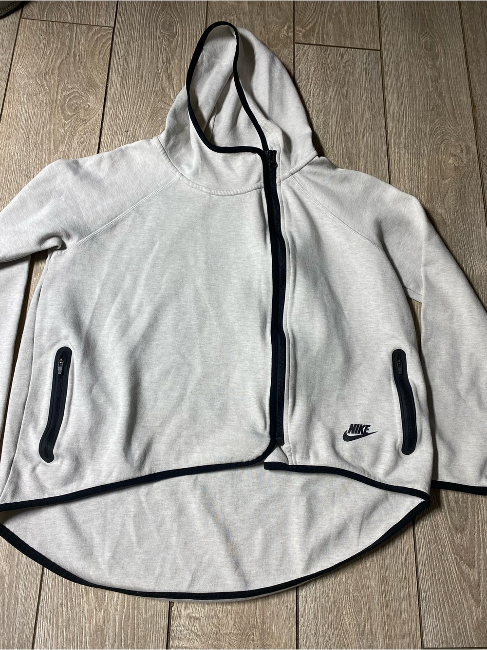 Nike Sportswear Tech Fleece Asymmetric Full Zip Cape Hoodie Women's Grey Sz M